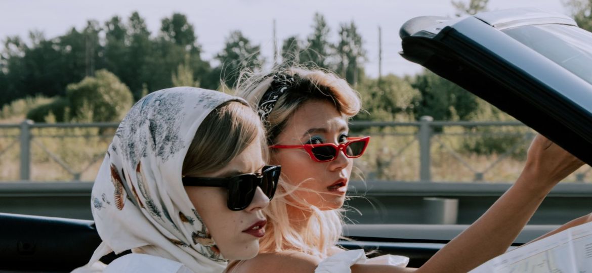 7 Vintage Chic Incorporating Modern Outfits